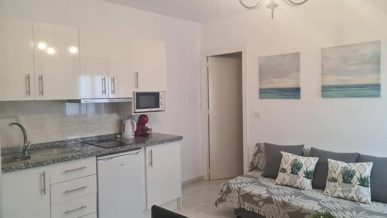 Apartamentos El Barrio Nerja